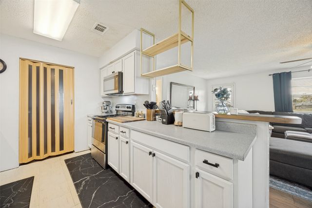 614 Elder Street, Collinsville, TX 76233