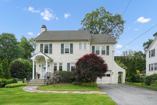 599 Ridgeway, White Plains, NY 10605