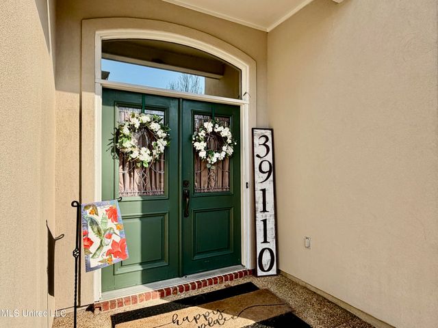 102 Hampshire Drive, Madison, MS 39110