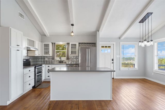 2351 Skyline Dr., Canyon Lake, TX 78133