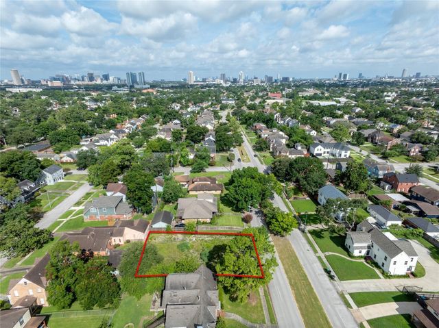 3418 Southmore Boulevard, Houston, TX 77004