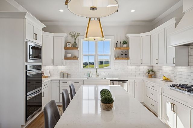 3013 Ora Ln, Spring Hill, TN 37174