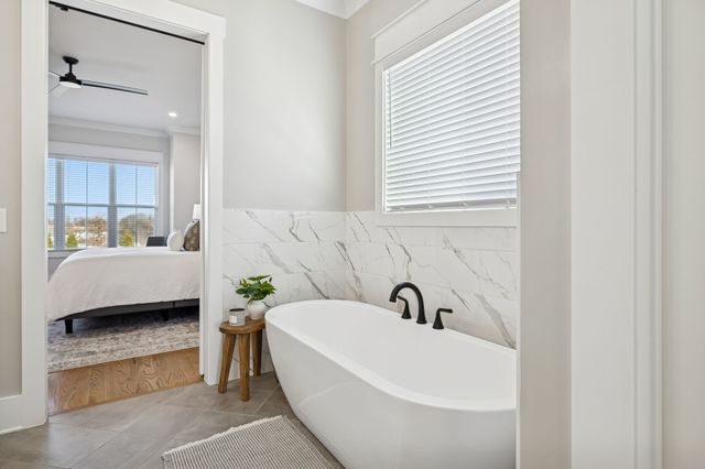 3013 Ora Ln, Spring Hill, TN 37174