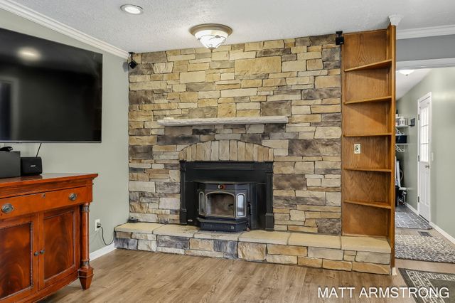 2160 Tulip Lane, Georgetown Twp, MI 49428