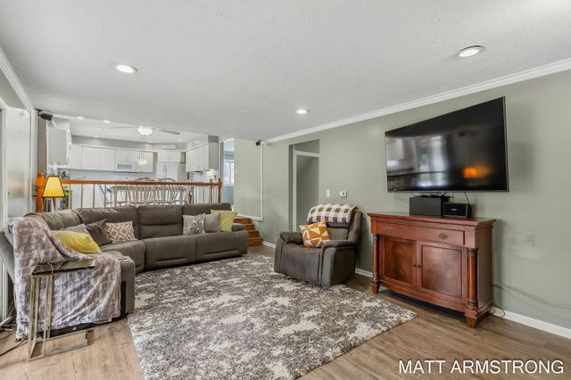 2160 Tulip Lane, Georgetown Twp, MI 49428