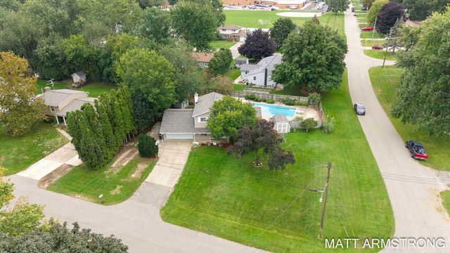 2160 Tulip Lane, Georgetown Twp, MI 49428