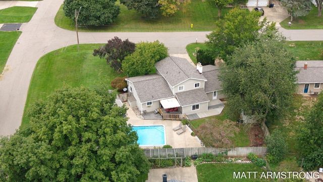 2160 Tulip Lane, Georgetown Twp, MI 49428