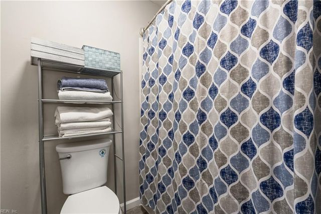 606 Oleander CIR, Virginia Beach, VA 23464