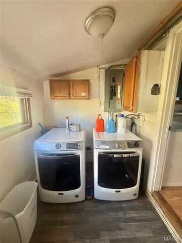 3151 Highway 221, Doe Run, MO 63637