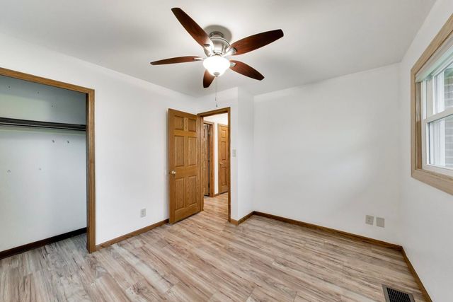 2917 VIRGINIA Avenue, Mchenry, IL 60050