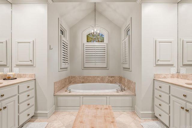 21 Somersett Drive, Roland, AR 72135