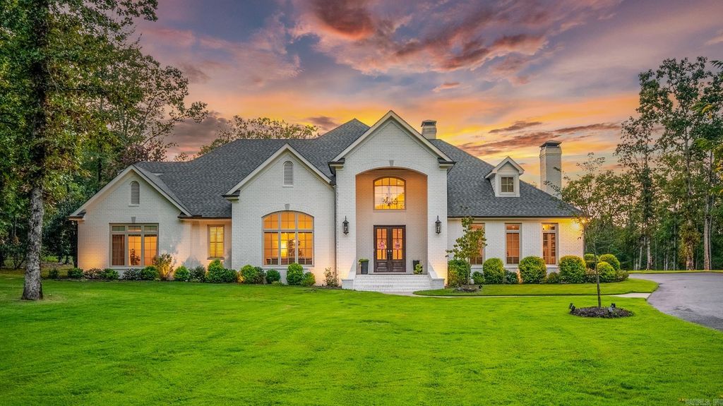 21 Somersett Drive, Roland, AR 72135