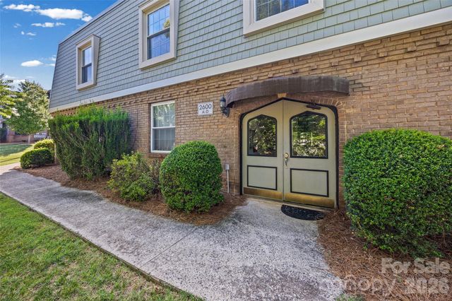 2600 Park Road C, Charlotte, NC 28209