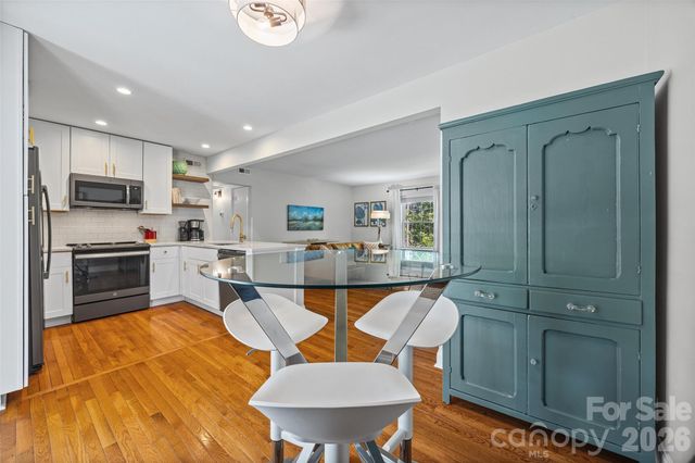 2600 Park Road C, Charlotte, NC 28209