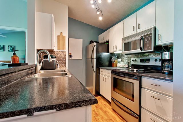 5975 Meadow Creek Drive, Miami Twp, OH 45150