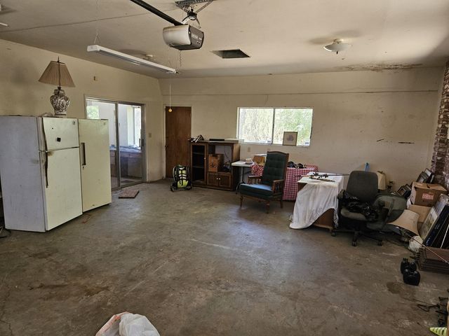 1431 Hillcrest Drive, Lindsay, CA 93247