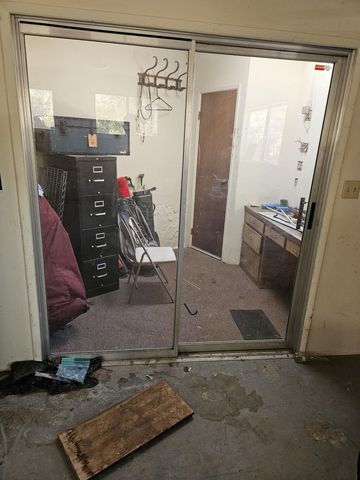 1431 Hillcrest Drive, Lindsay, CA 93247