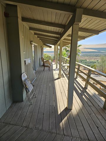 1431 Hillcrest Drive, Lindsay, CA 93247