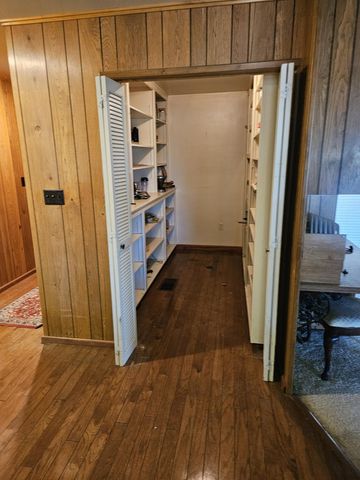 1431 Hillcrest Drive, Lindsay, CA 93247