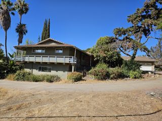 1431 Hillcrest Drive, Lindsay, CA 93247