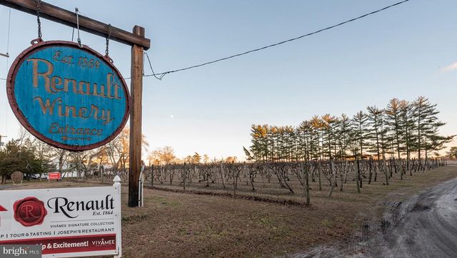 117 E GREAT CREEK RD, Galloway, NJ 08205