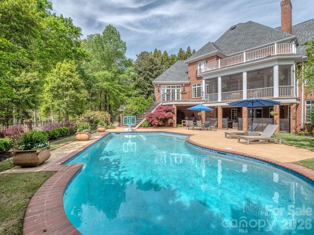 6528 Chipstead Lane, Charlotte, NC 28277