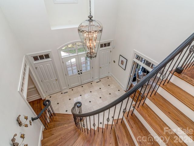 6528 Chipstead Lane, Charlotte, NC 28277