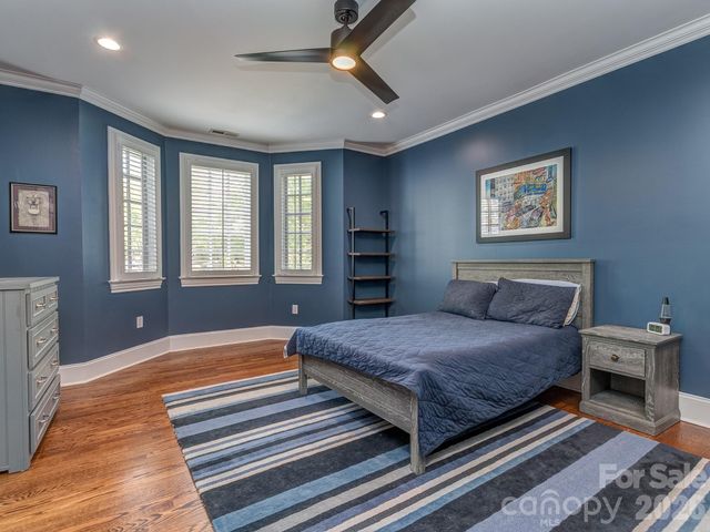 6528 Chipstead Lane, Charlotte, NC 28277