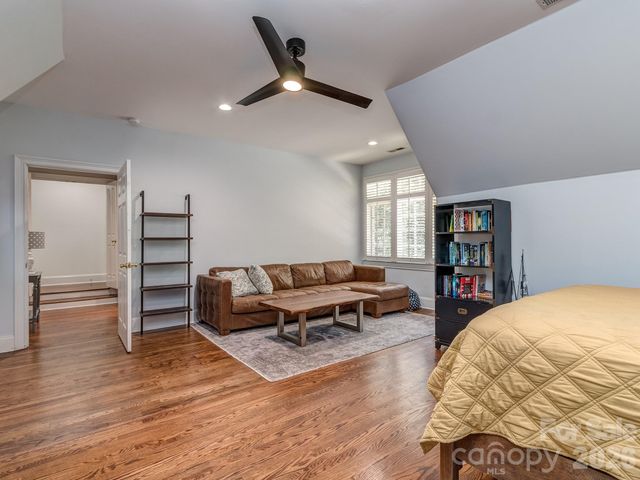 6528 Chipstead Lane, Charlotte, NC 28277