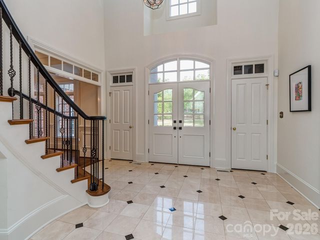 6528 Chipstead Lane, Charlotte, NC 28277