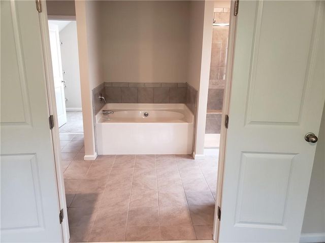 6056 Fair Winds Cove, Flowery Branch, GA 30542