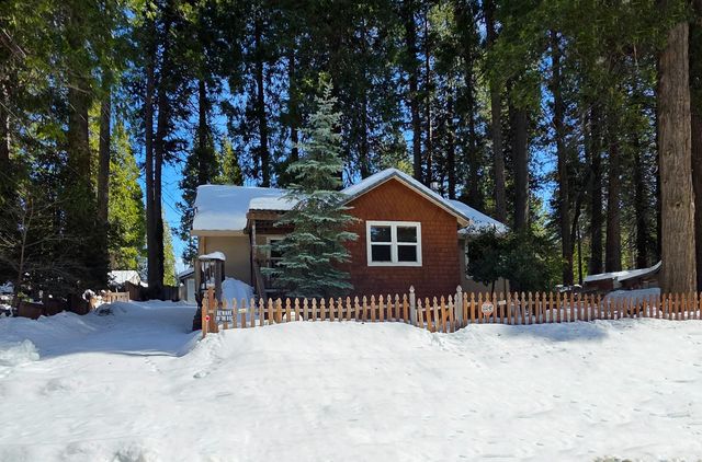 2893 Polaris St, Pollock Pines, CA 95726