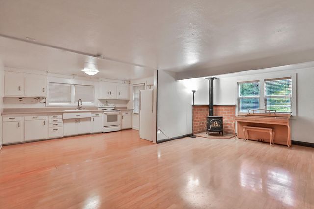 2893 Polaris St, Pollock Pines, CA 95726