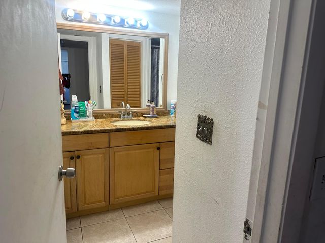 22240 Boca Rancho Drive B, Boca Raton, FL 33428