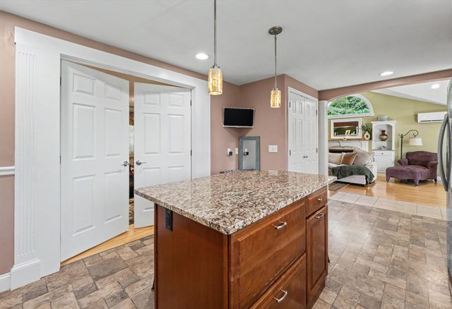 132 Barretts Hill Road, Hudson, NH 03061