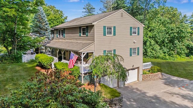 132 Barretts Hill Road, Hudson, NH 03061