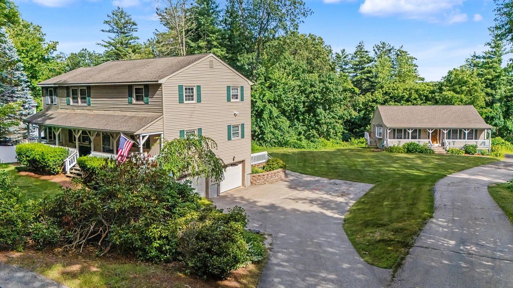 132 Barretts Hill Road, Hudson, NH 03061