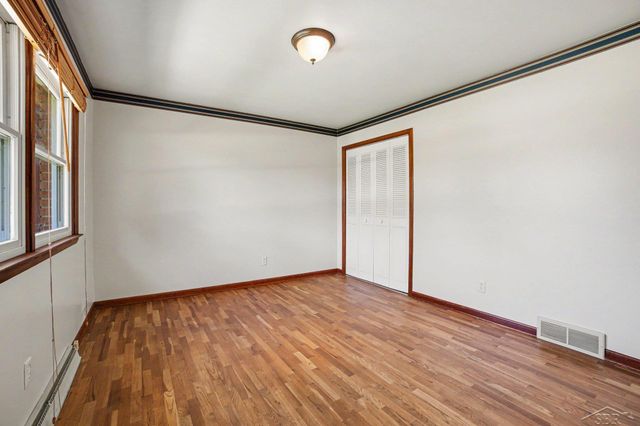 4273 S Wayside Drive, Saginaw, MI 48603