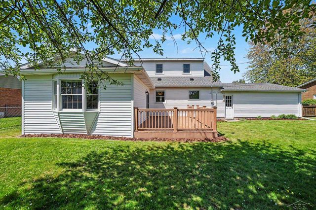 4273 S Wayside Drive, Saginaw, MI 48603