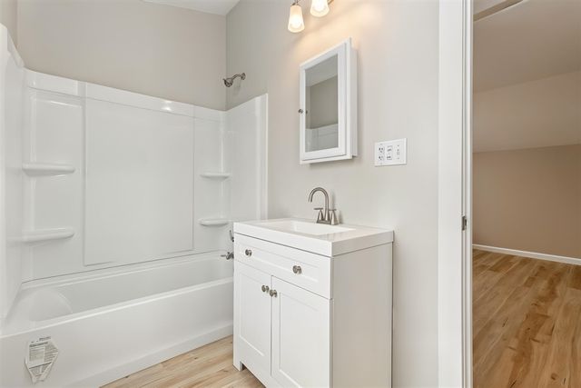 202 S Elm Street, Three Oaks, MI 49128