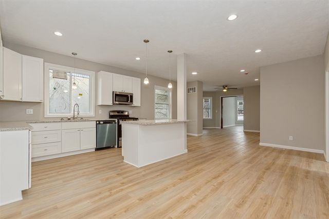 202 S Elm Street, Three Oaks, MI 49128