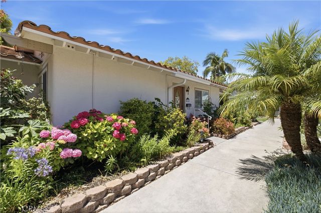 2024 Via Mariposa East A, Laguna Woods, CA 92637
