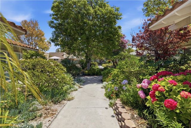 2024 Via Mariposa East A, Laguna Woods, CA 92637