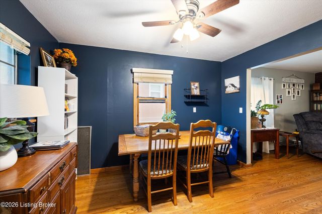 4313 Naneen Dr, Louisville, KY 40216