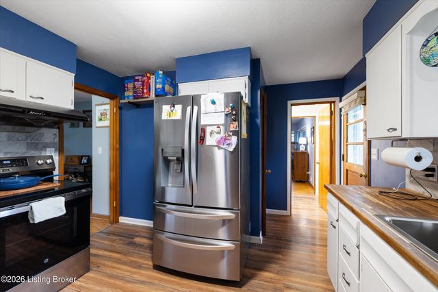 4313 Naneen Dr, Louisville, KY 40216