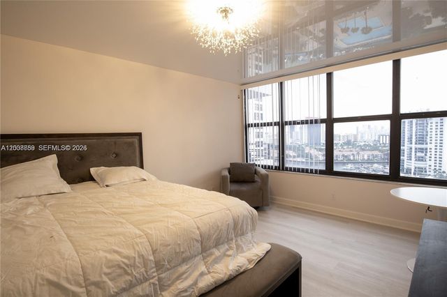 2500 Parkview Dr 1714, Hallandale Beach, FL 33009