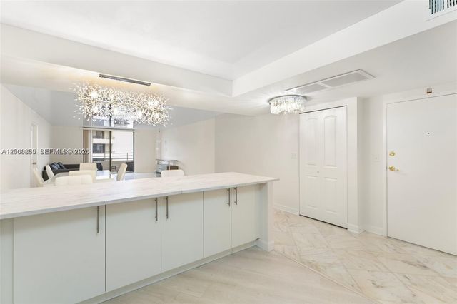 2500 Parkview Dr 1714, Hallandale Beach, FL 33009