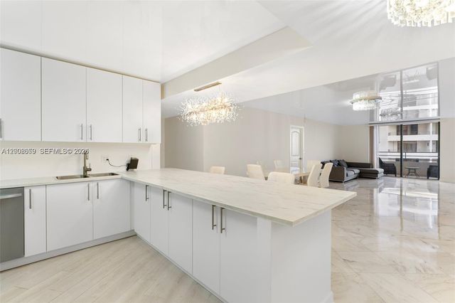 2500 Parkview Dr 1714, Hallandale Beach, FL 33009