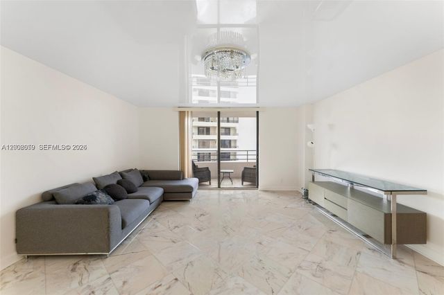 2500 Parkview Dr 1714, Hallandale Beach, FL 33009