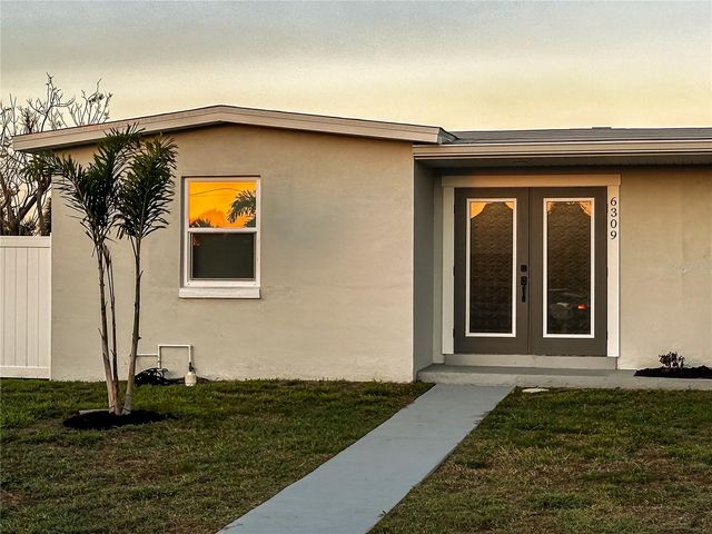 6309 PONTIAC LANE, North Port, FL 34287